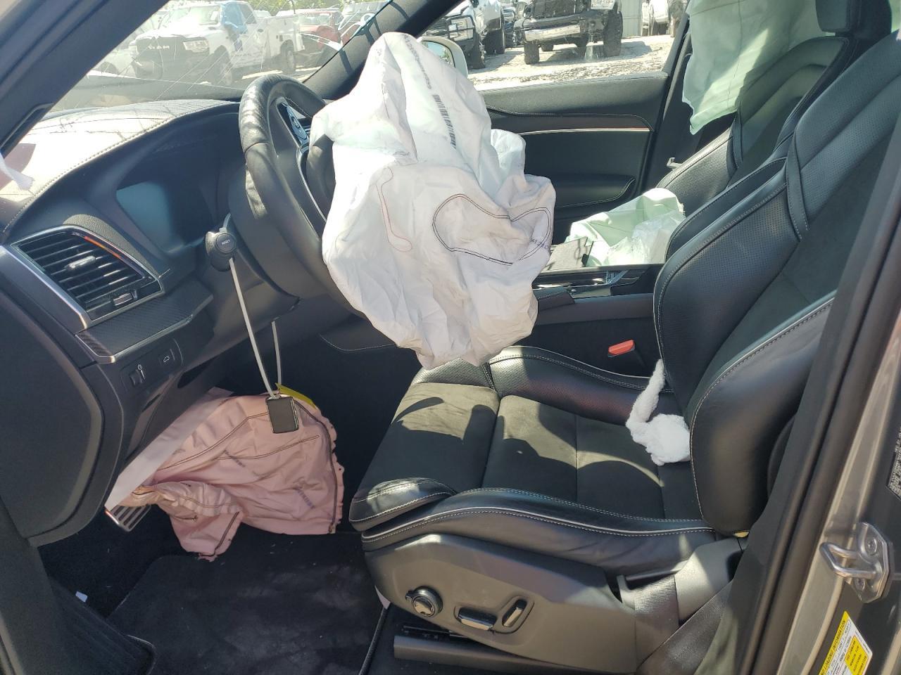 2019 Volvo Xc90 T6 R-Design - Image 7