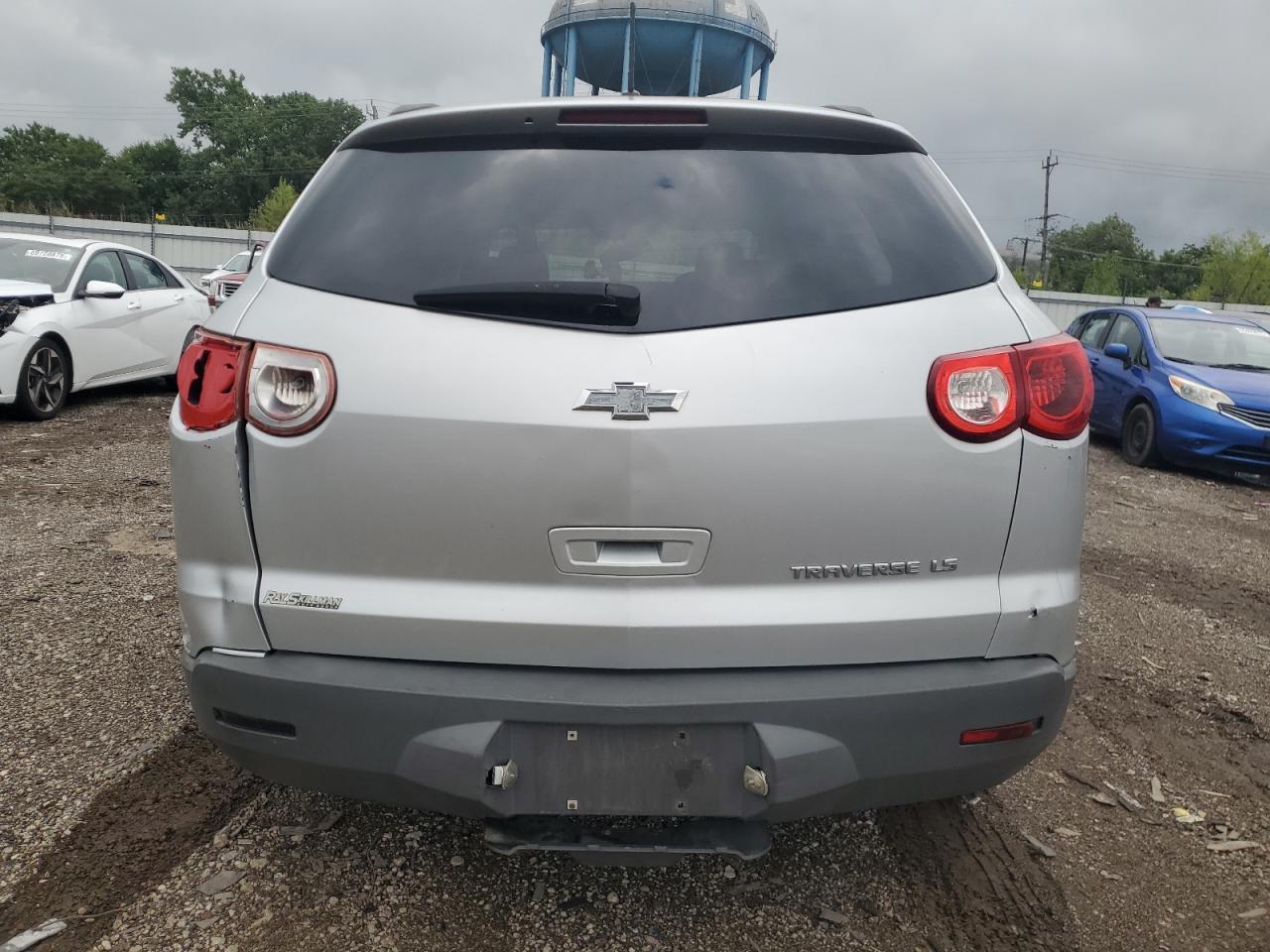 2011 Chevrolet Traverse Ls - Фото 6