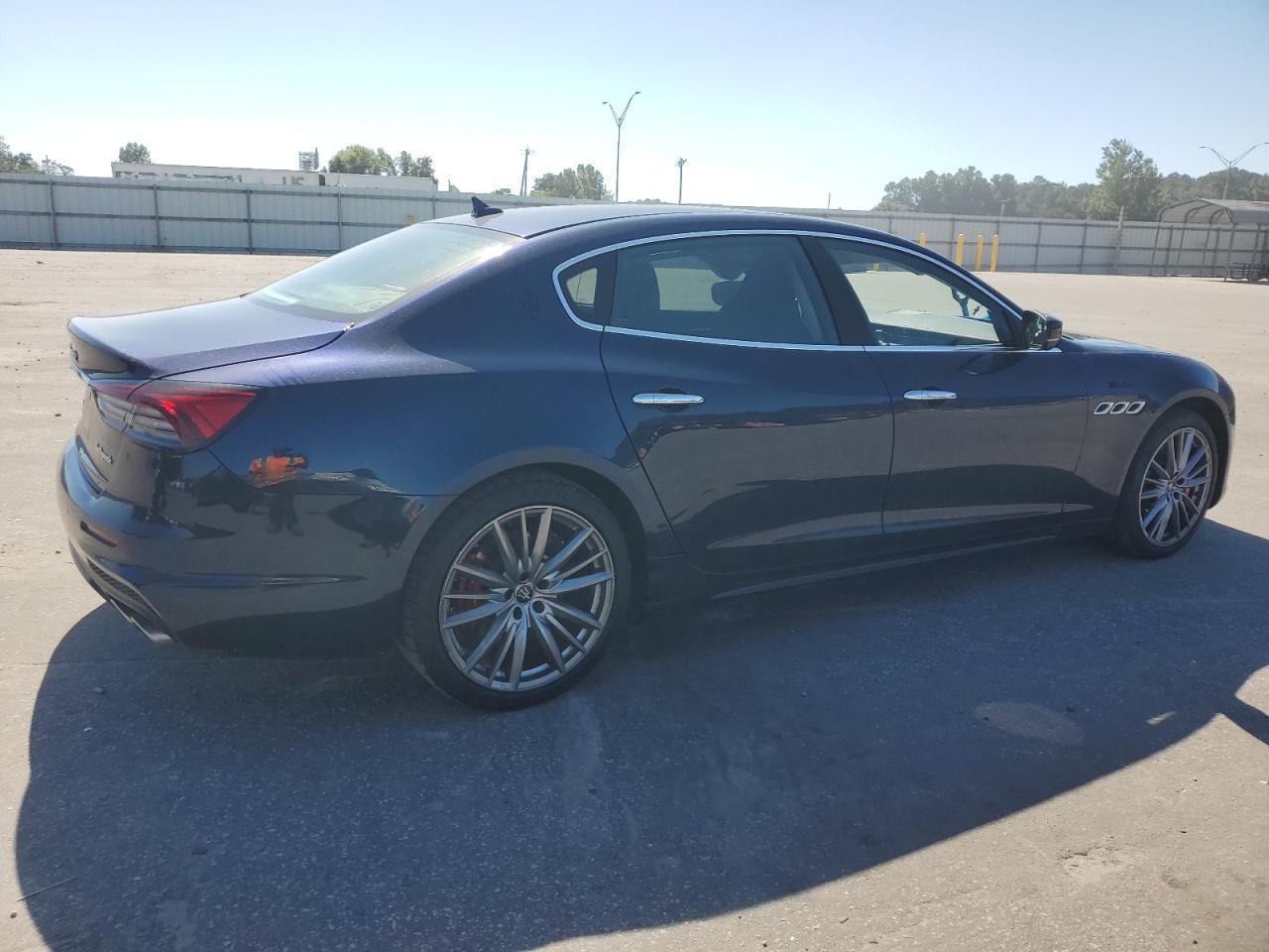 2023 Maserati Quattroporte Modena - Фото 3