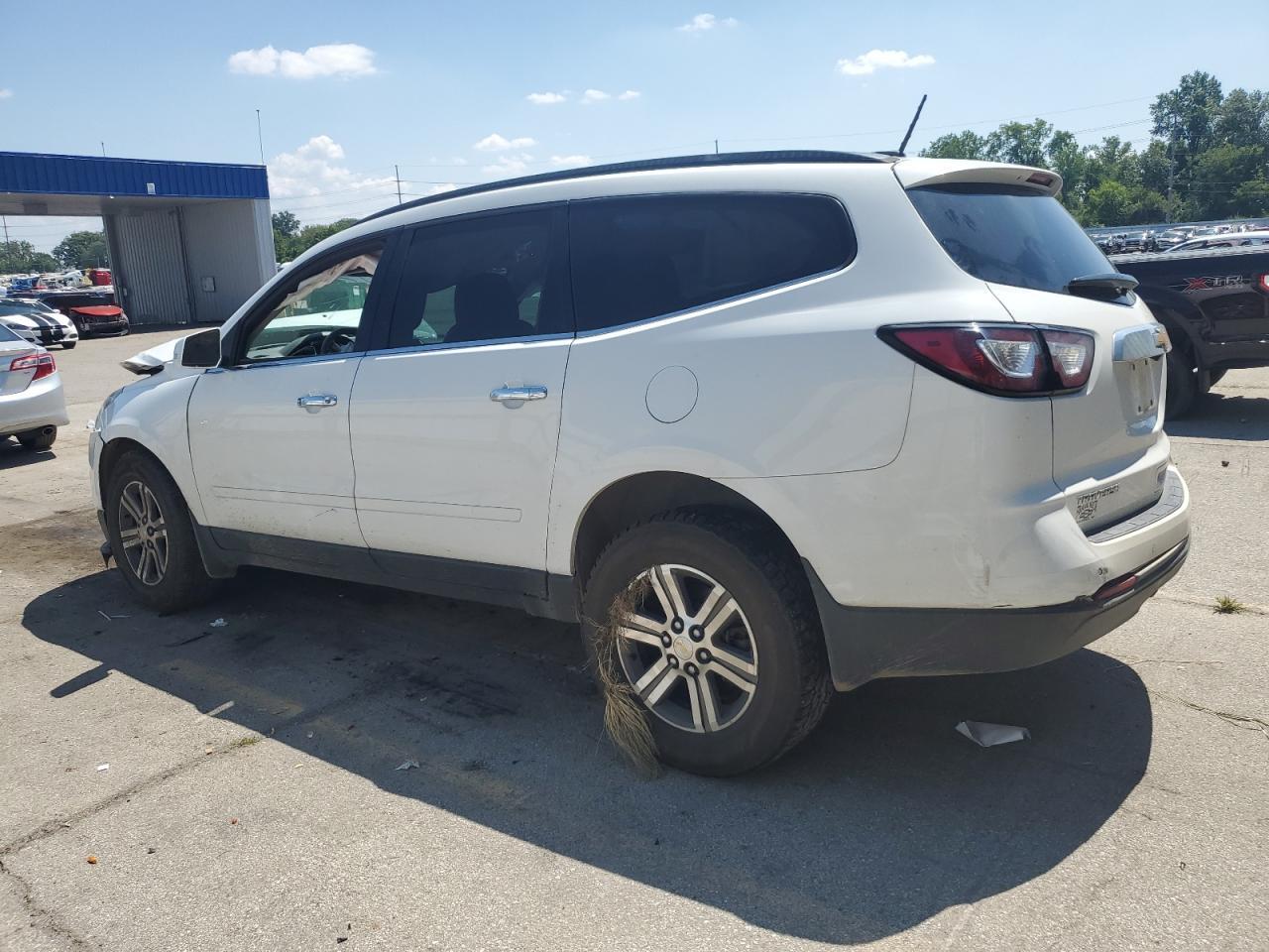 2017 Chevrolet Traverse Lt - Image 2