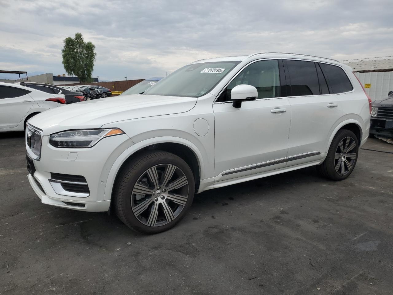 2025 Volvo Xc90 Plus