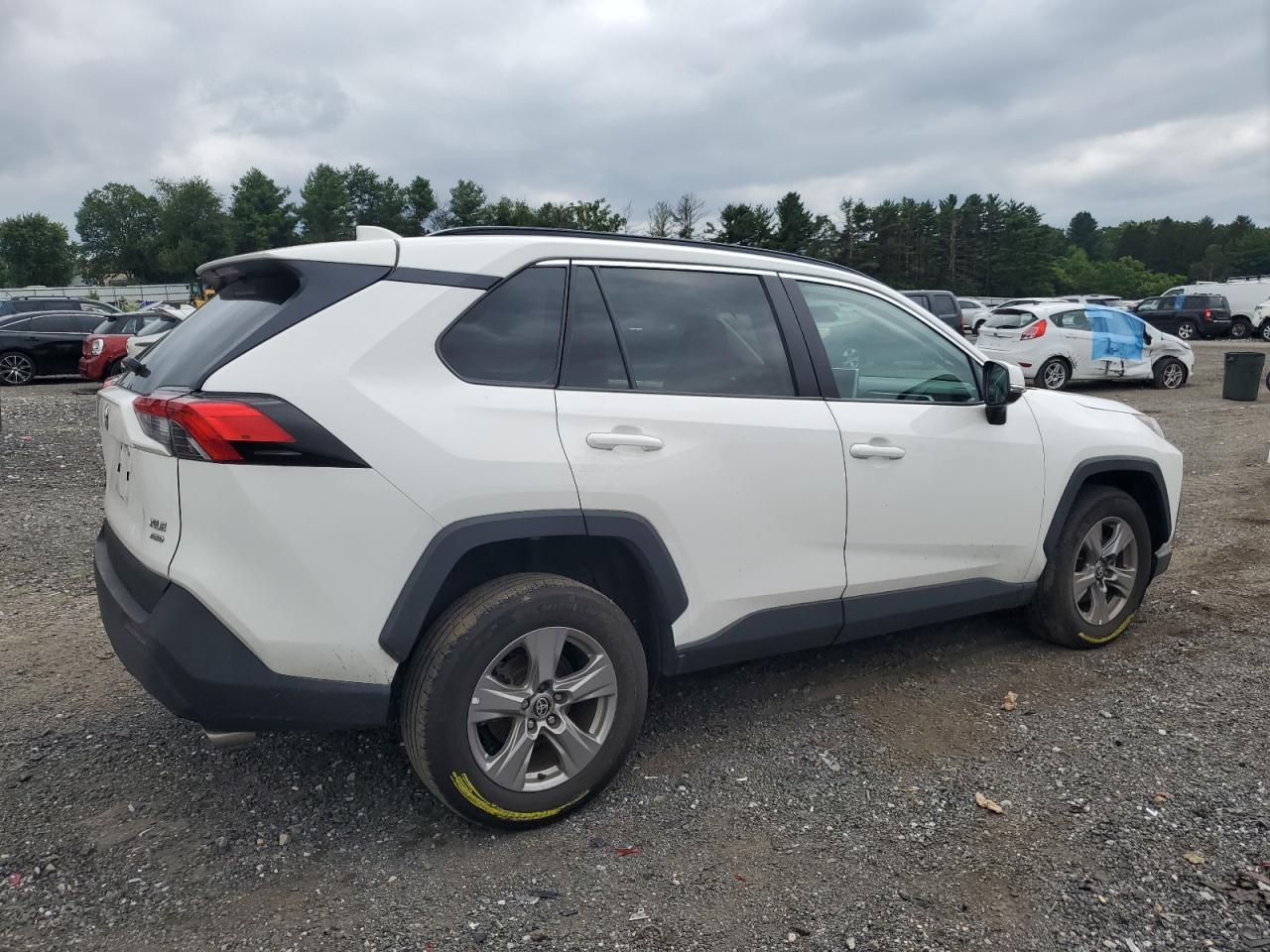 2023 Toyota Rav4 Xle - Фото 3