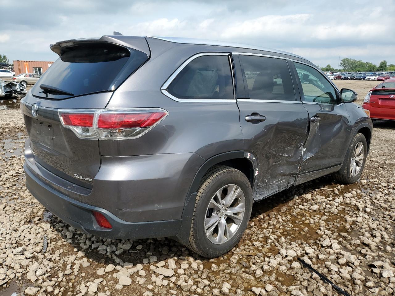 2015 Toyota Highlander Xle - Фото 3