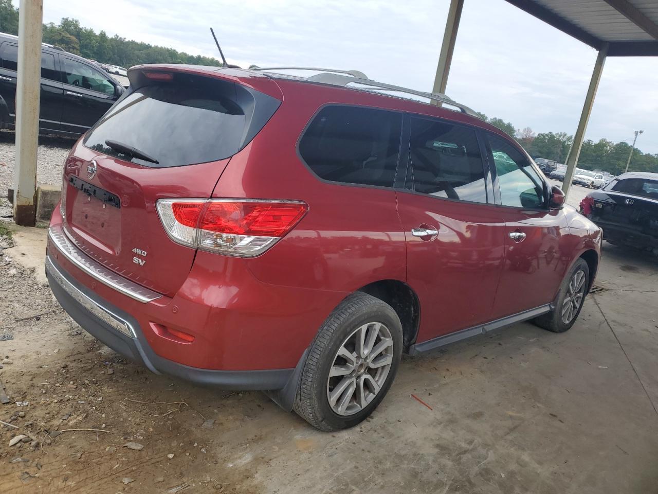 2015 Nissan Pathfinder S - Image 3