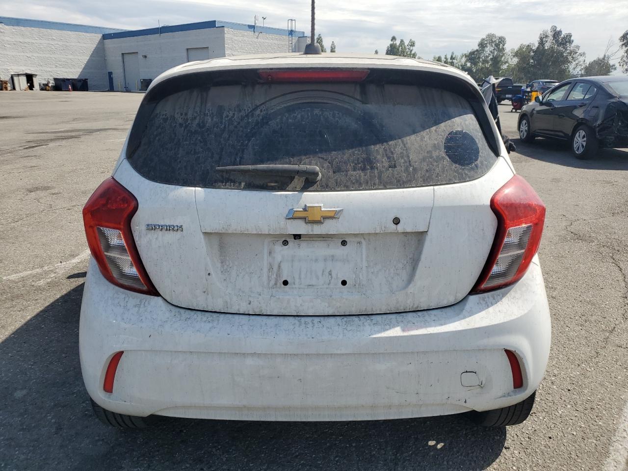 2017 Chevrolet Spark Ls - Image 6