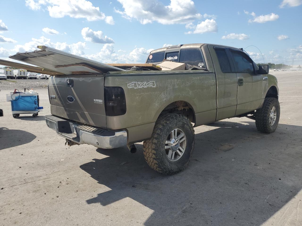 2005 Ford F150 - Image 3