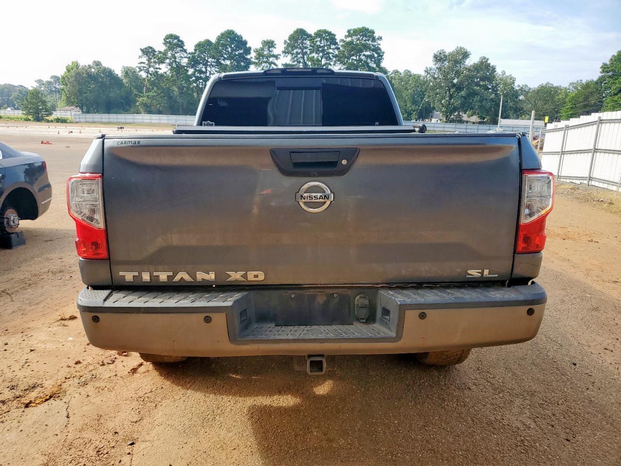 2016 Nissan Titan Xd Sl - Image 6