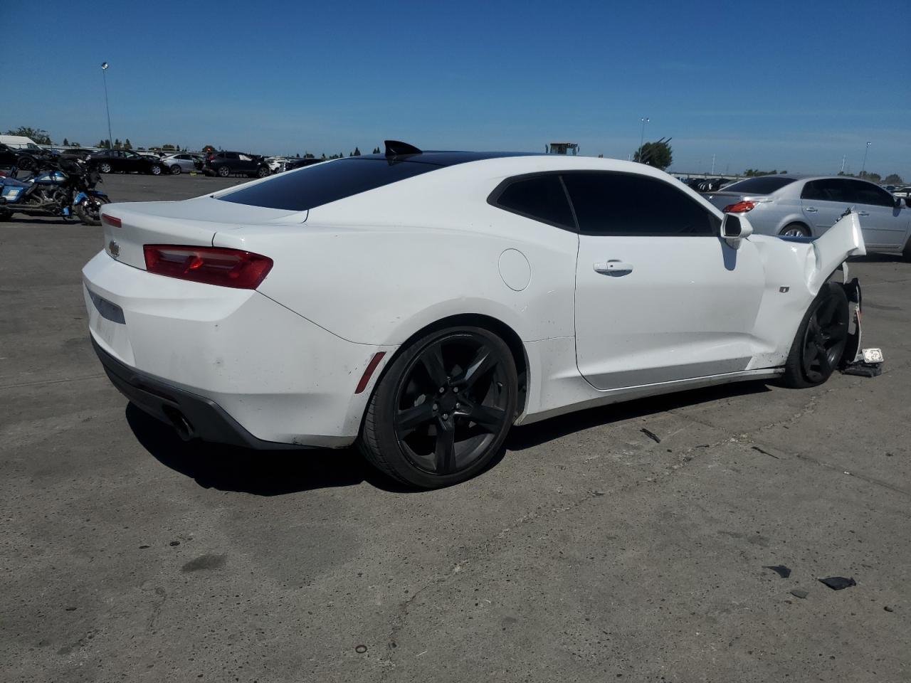 2018 Chevrolet Camaro Lt - Image 3