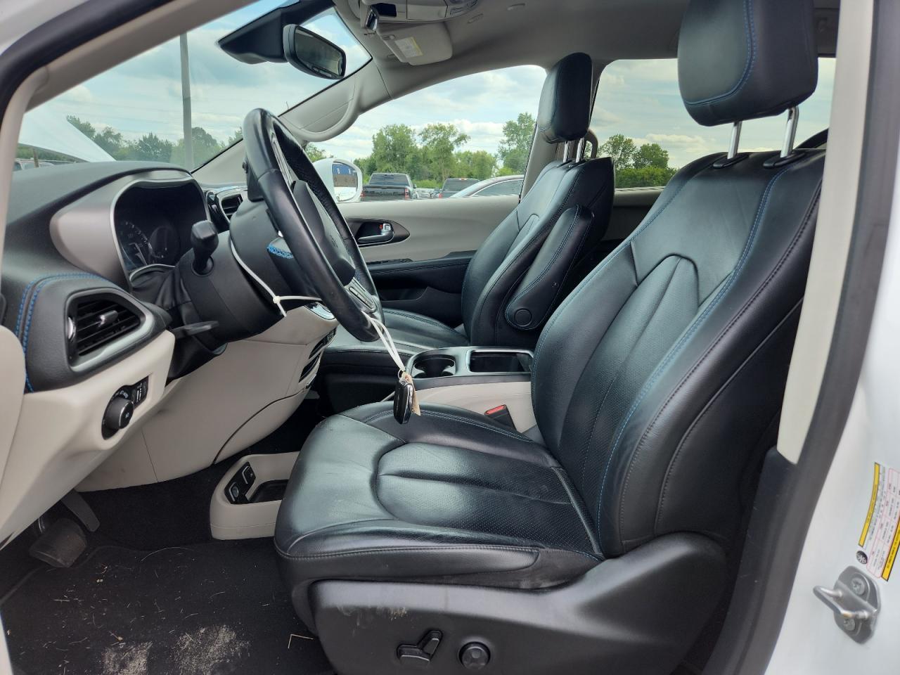 2021 Chrysler Pacifica Touring L - Image 7