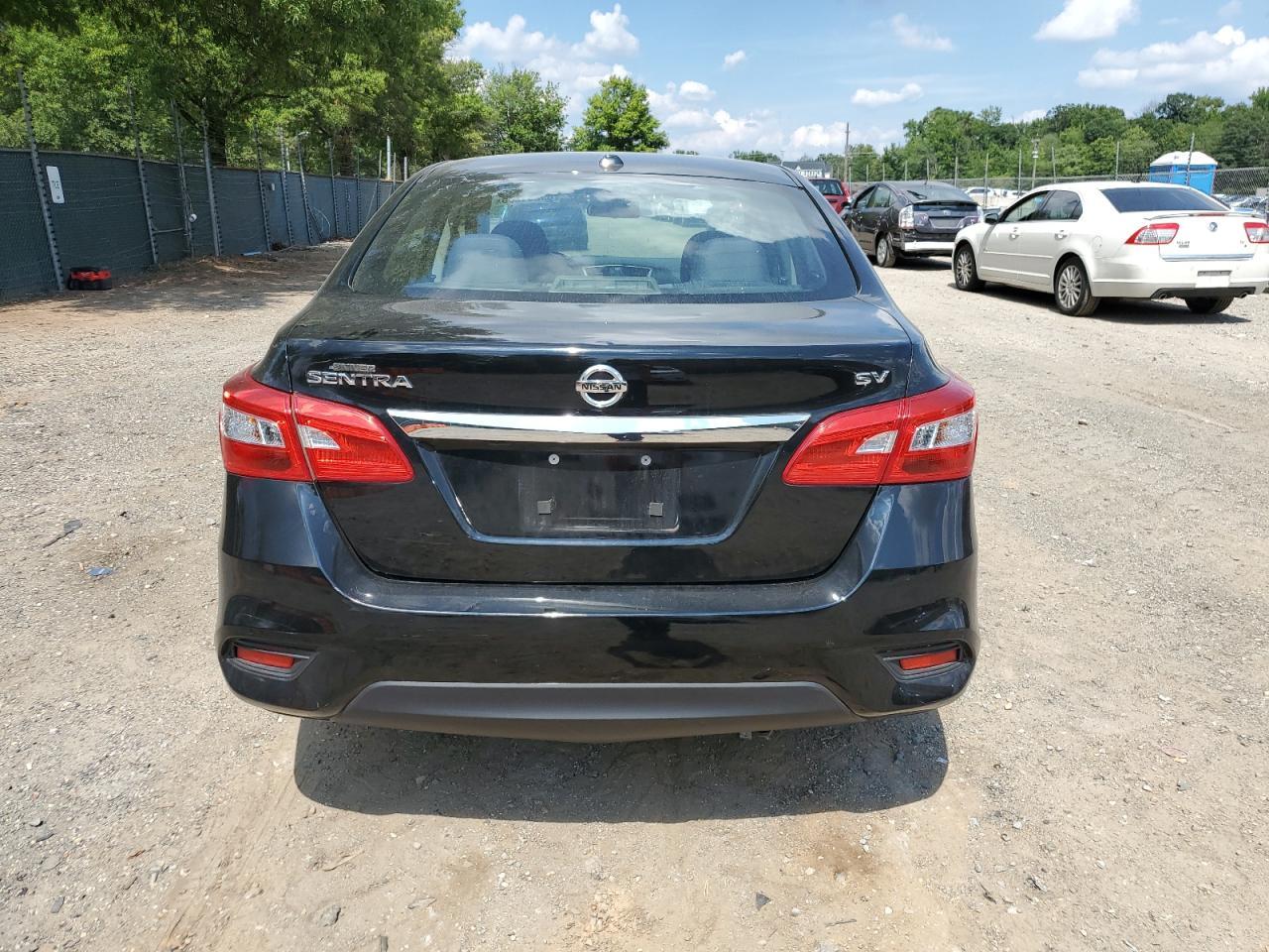 2018 Nissan Sentra S - Image 6