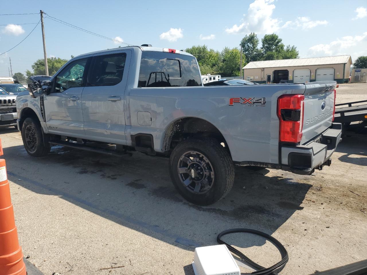 2024 Ford F350 Super Duty - Image 2