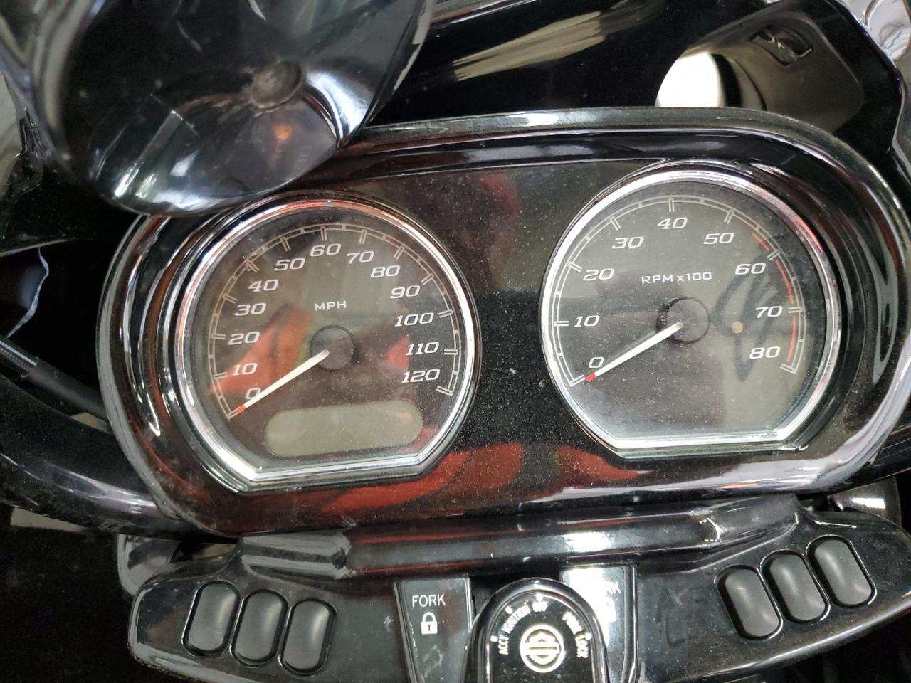 2018 Harley-Davidson Fltrxs Road Glide Special - Фото 7