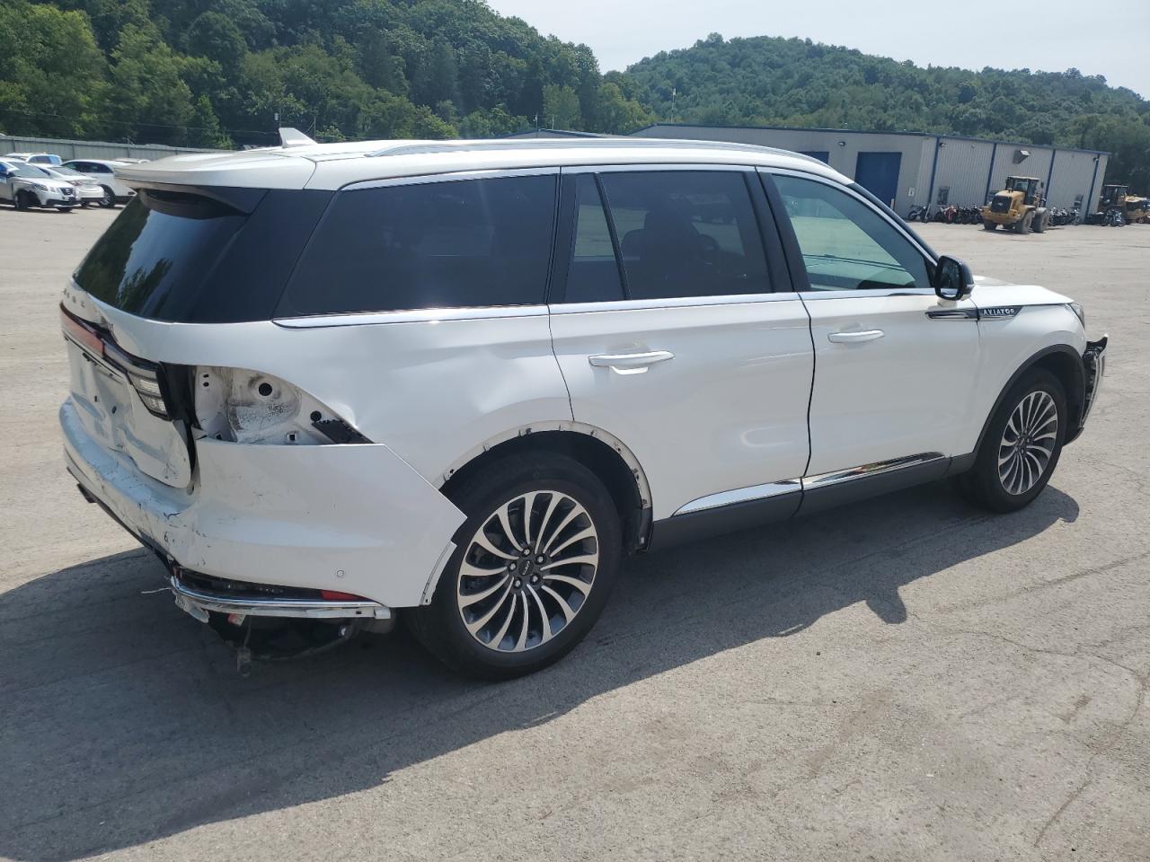 2022 Lincoln Aviator Reserve - Фото 3