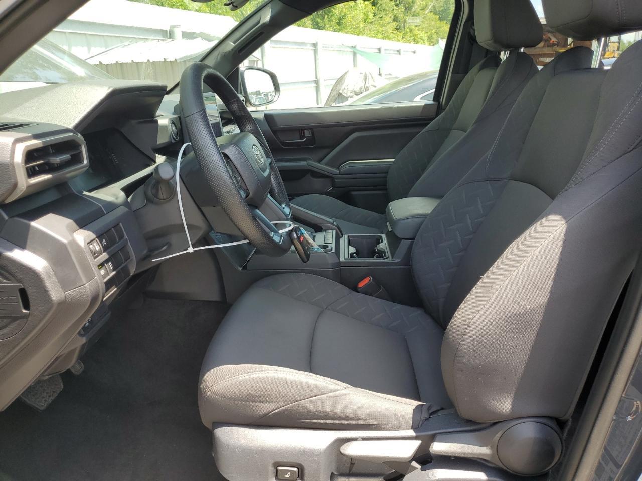 2025 Toyota Tacoma Double Cab - Image 7
