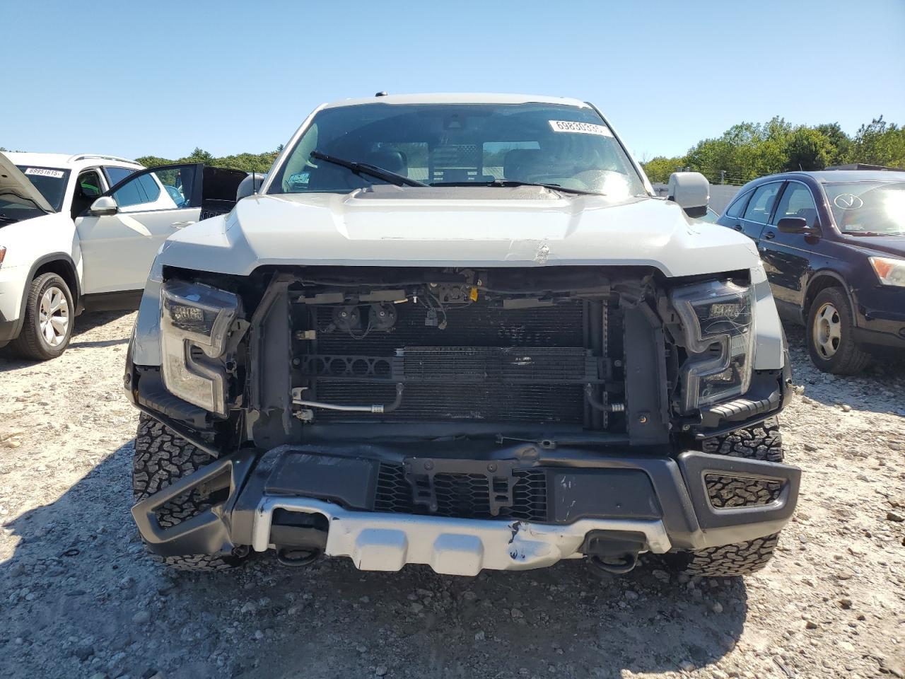 2017 Ford F150 Raptor - Фото 5