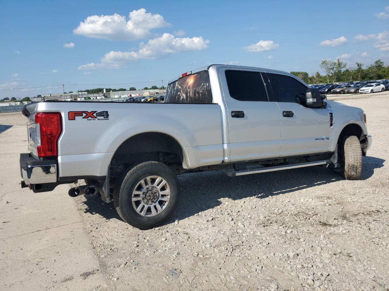 2017 Ford F350 Super Duty - Фото 3