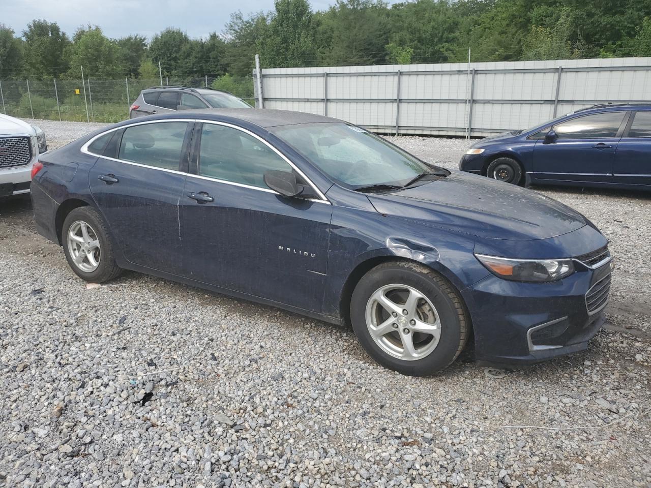 2017 Chevrolet Malibu Ls - Image 4