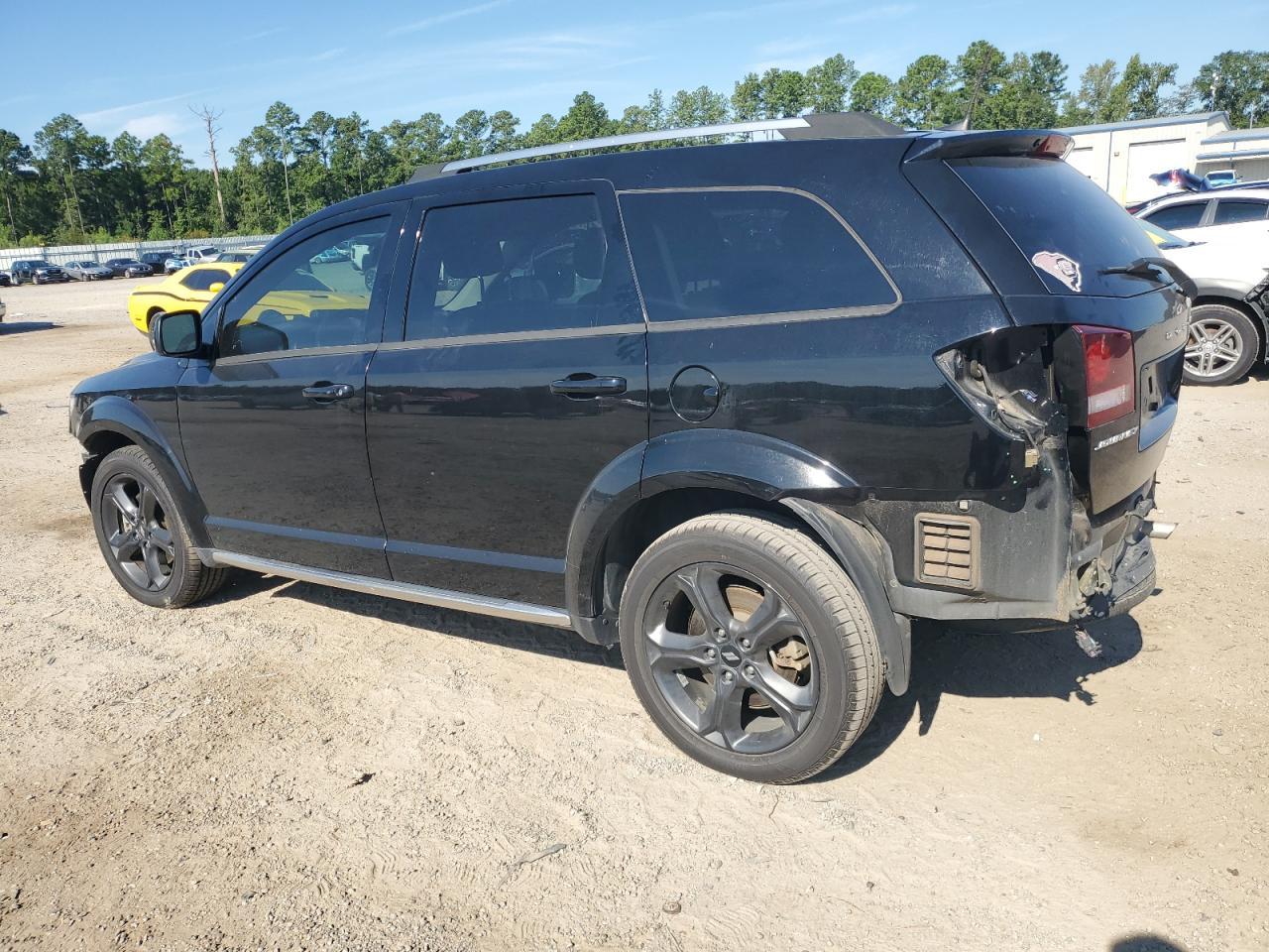 2019 Dodge Journey Crossroad - Фото 2