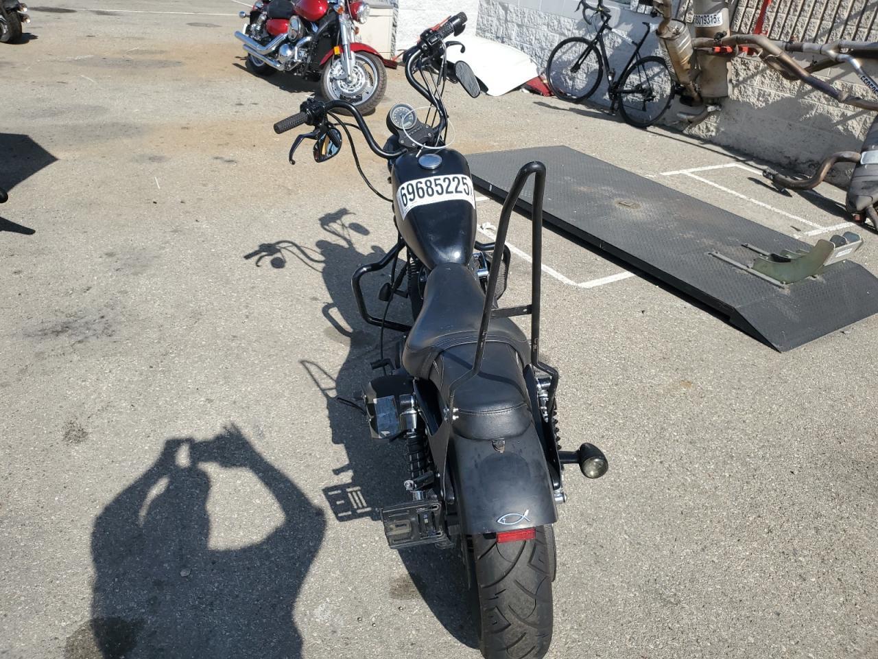 2010 Harley-Davidson Xl883 N - Фото 4