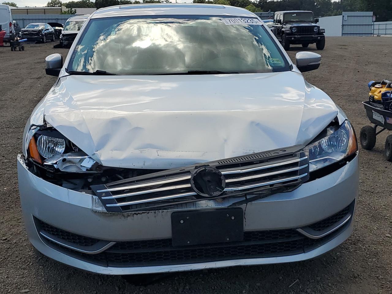 2013 Volkswagen Passat Se - Image 5