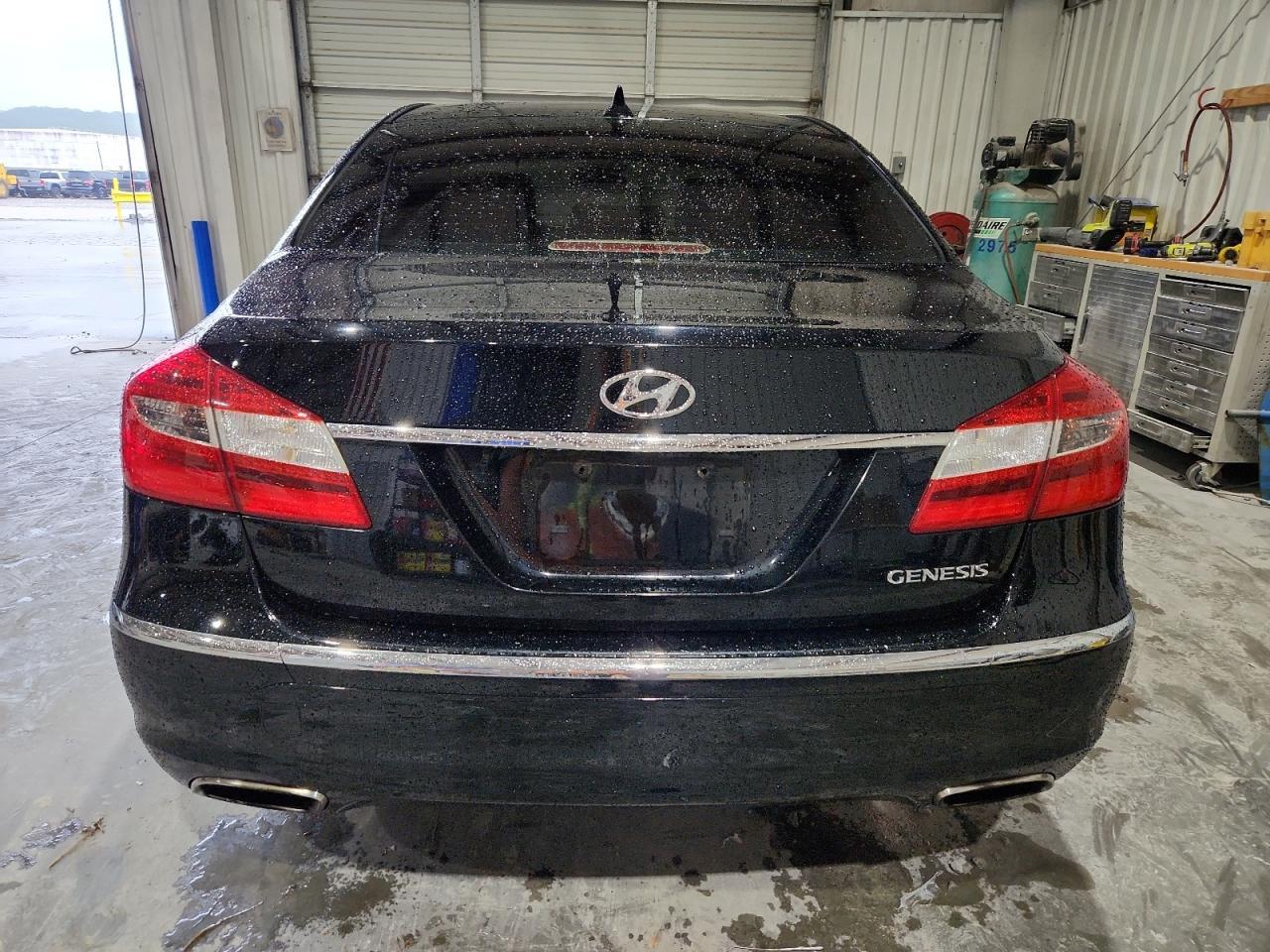 2013 Hyundai Genesis 3.8L 3.8L - Image 6