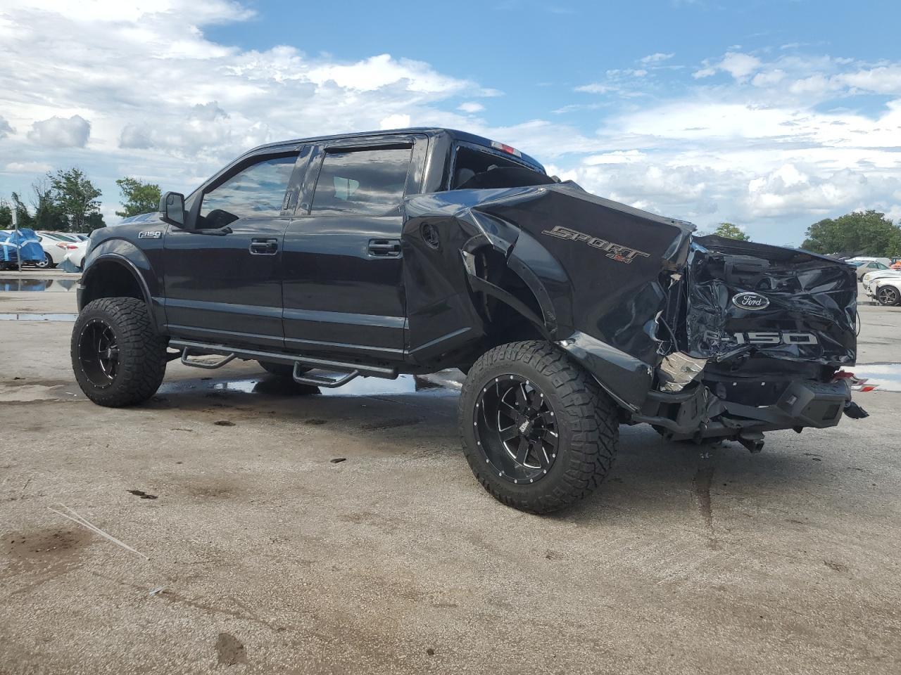 2018 Ford F150 Supercrew - Фото 2