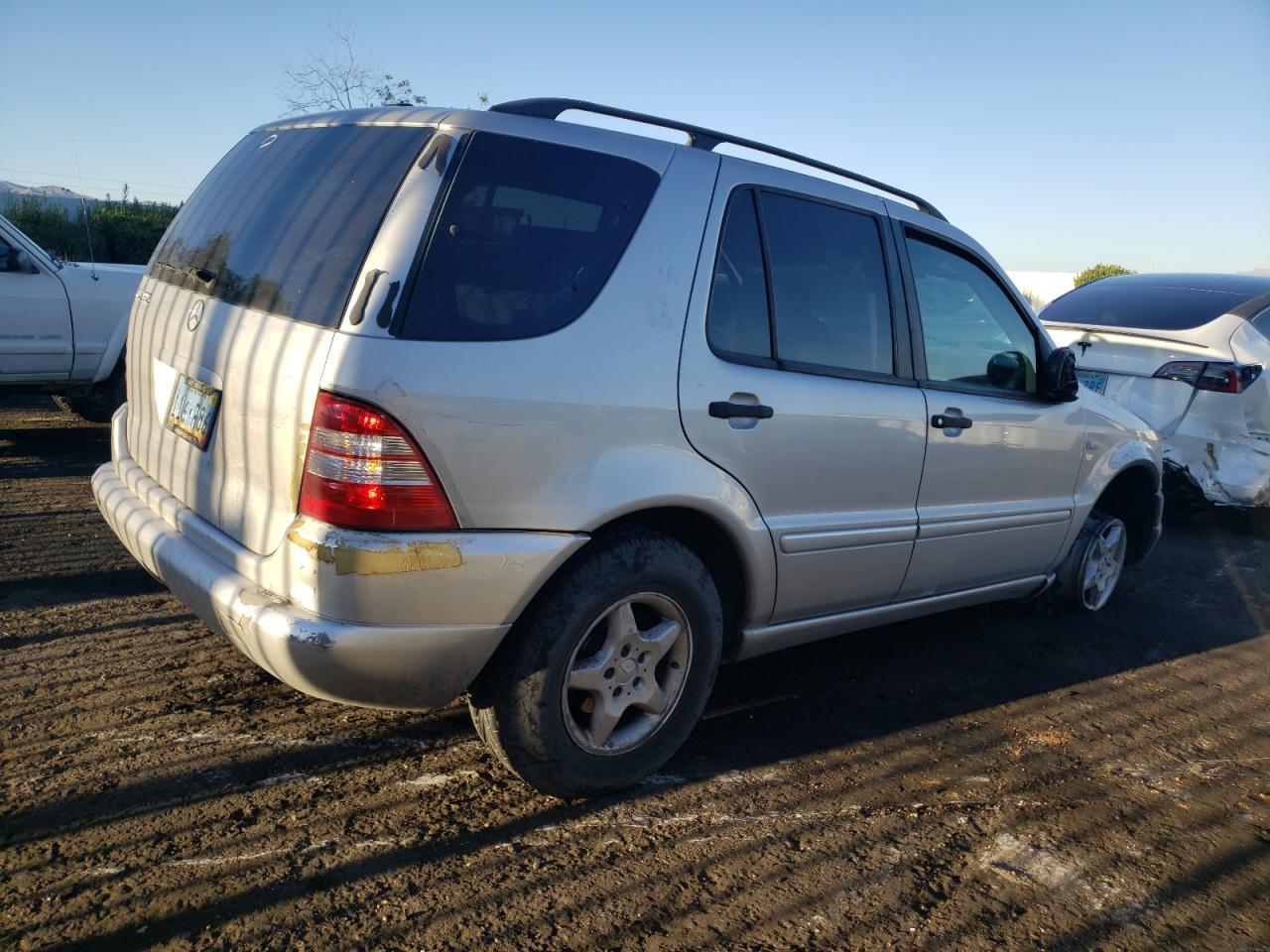 2001 Mercedes-Benz Ml 320 - Image 3