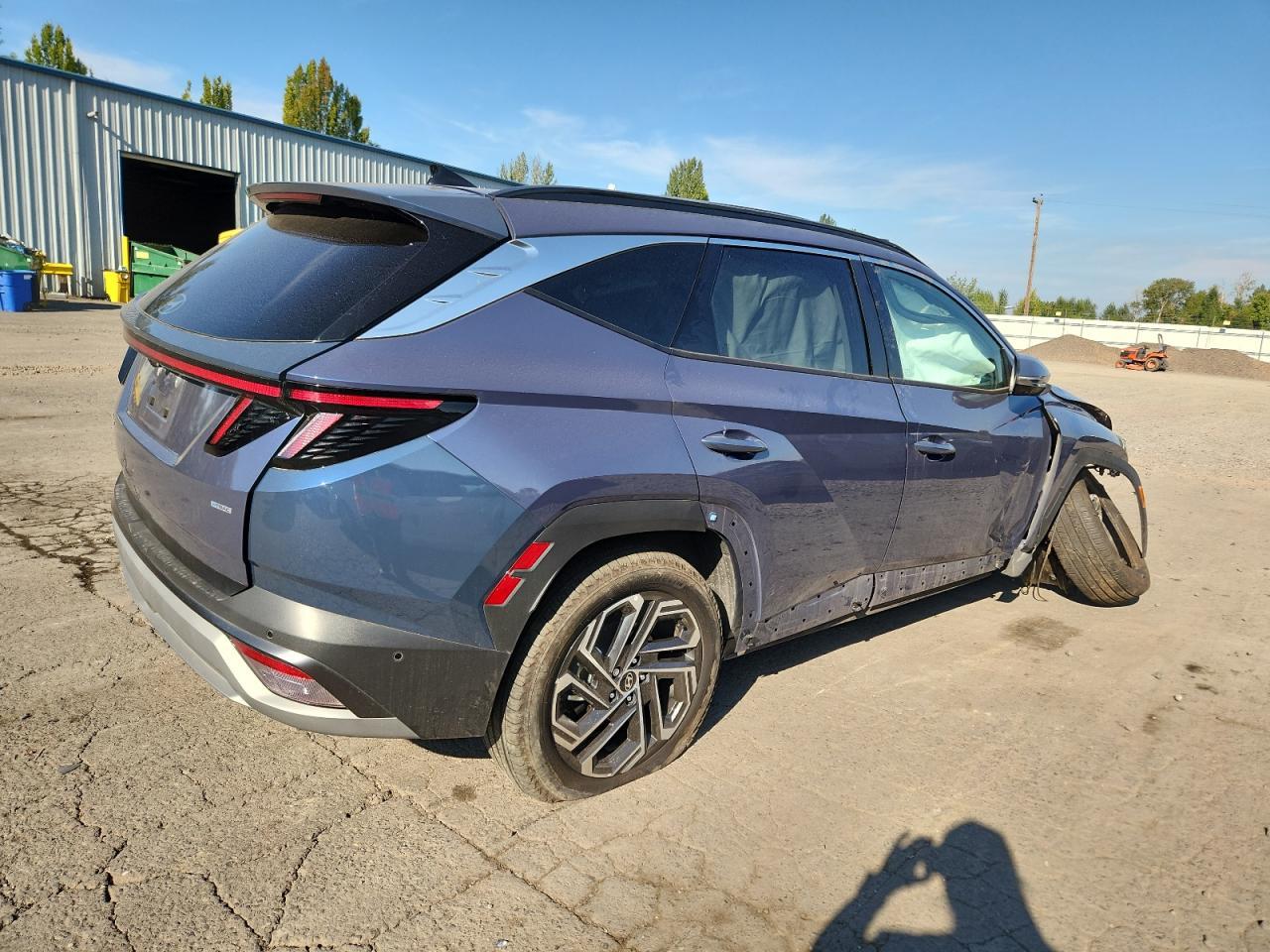 2025 Hyundai Tucson Limited - Image 3