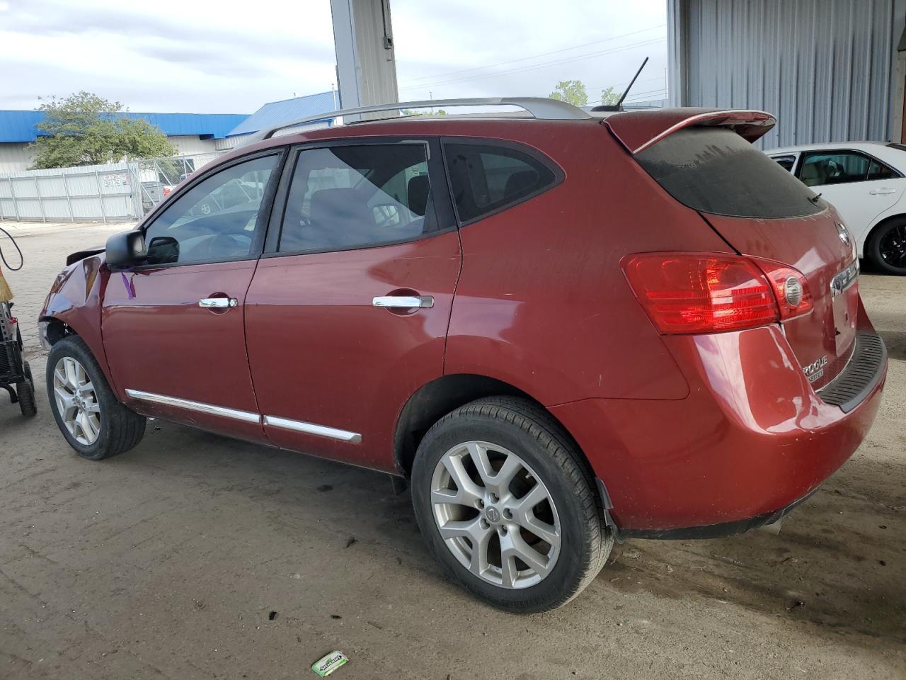 2015 Nissan Rogue Select S - Фото 2