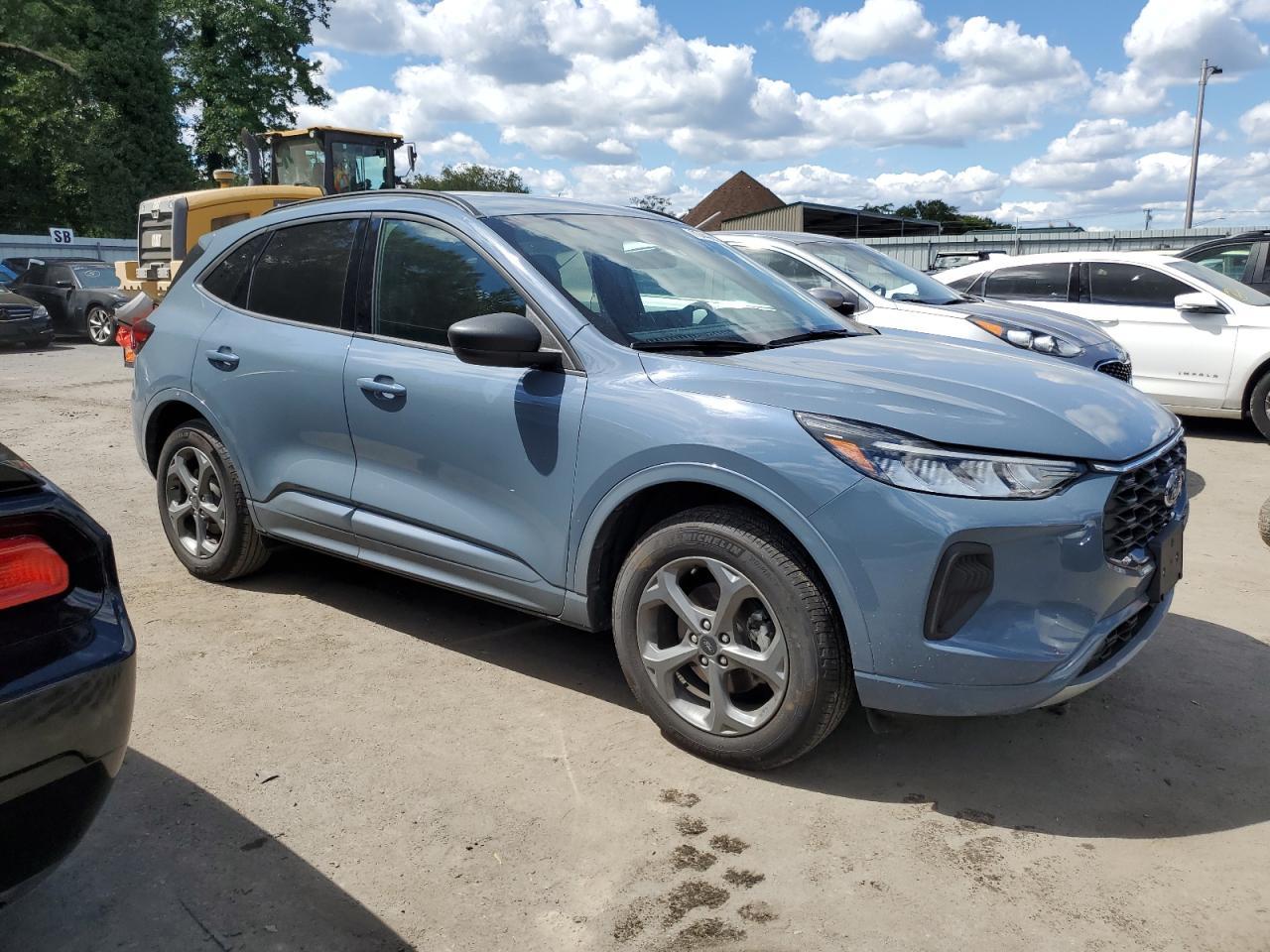 2024 Ford Escape St Line - Image 4