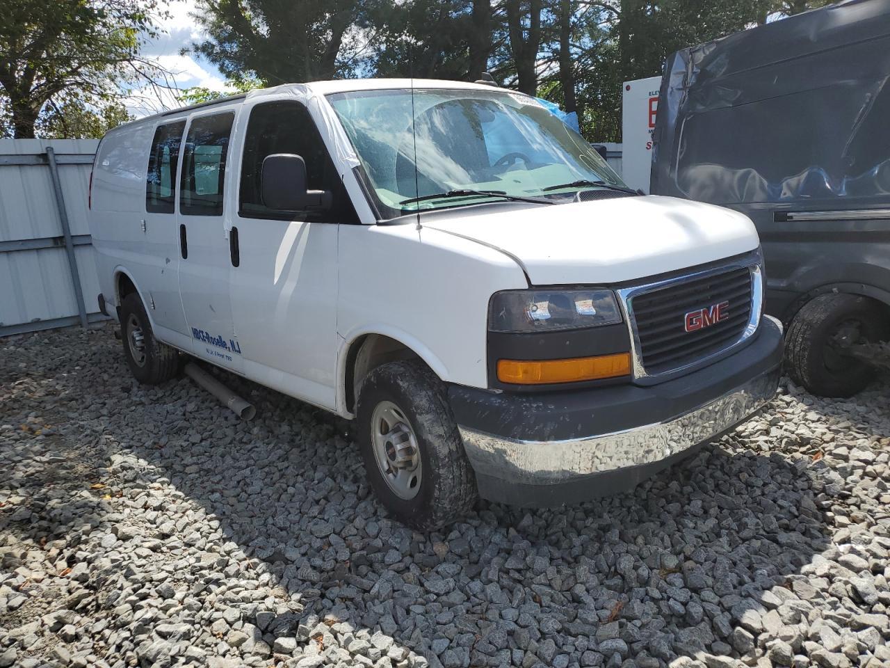2021 GMC Savana G2500 - Image 4