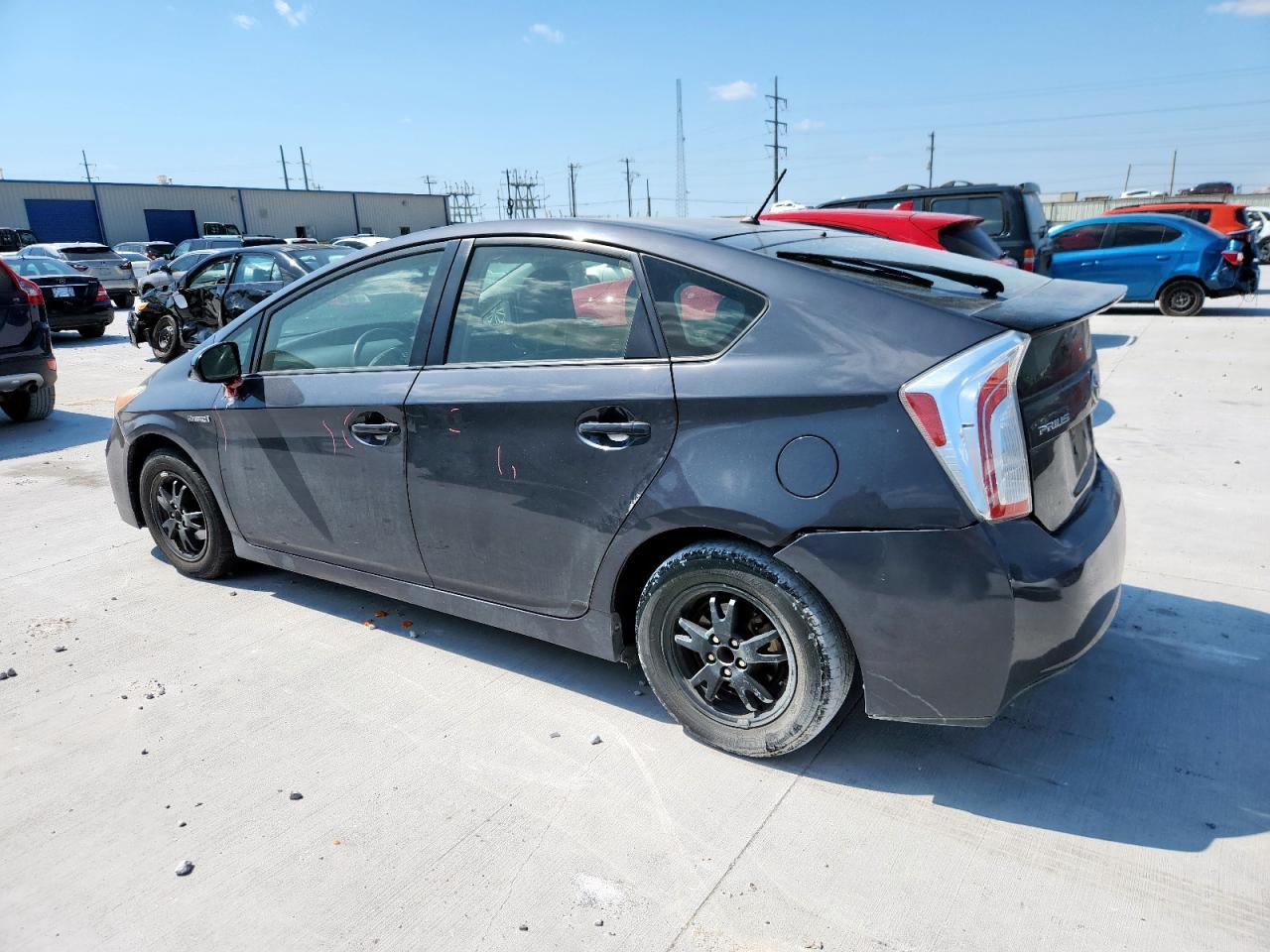 2013 Toyota Prius - Фото 2