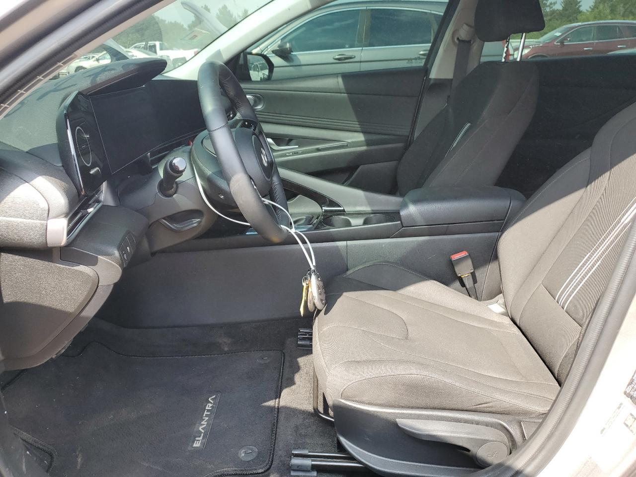 2024 Hyundai Elantra Sel - Фото 7