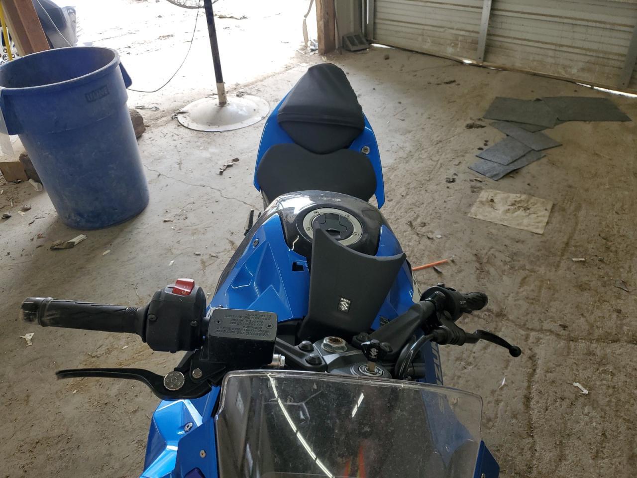 2024 Suzuki Gsx800 F - Image 5