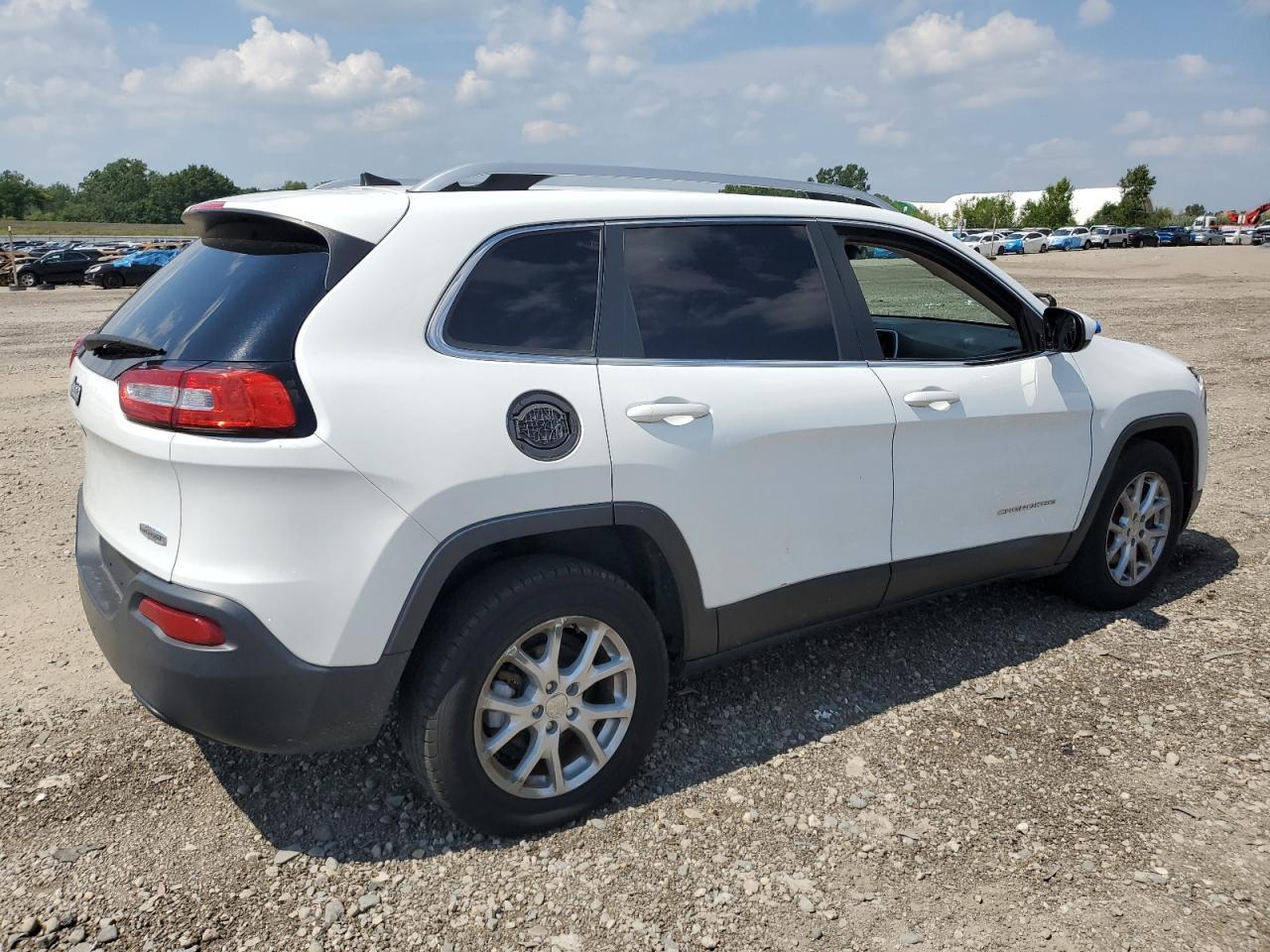 2017 Jeep Cherokee Latitude - Фото 3