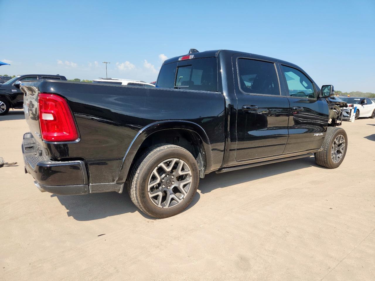 2025 Ram 1500 Laramie - Image 3