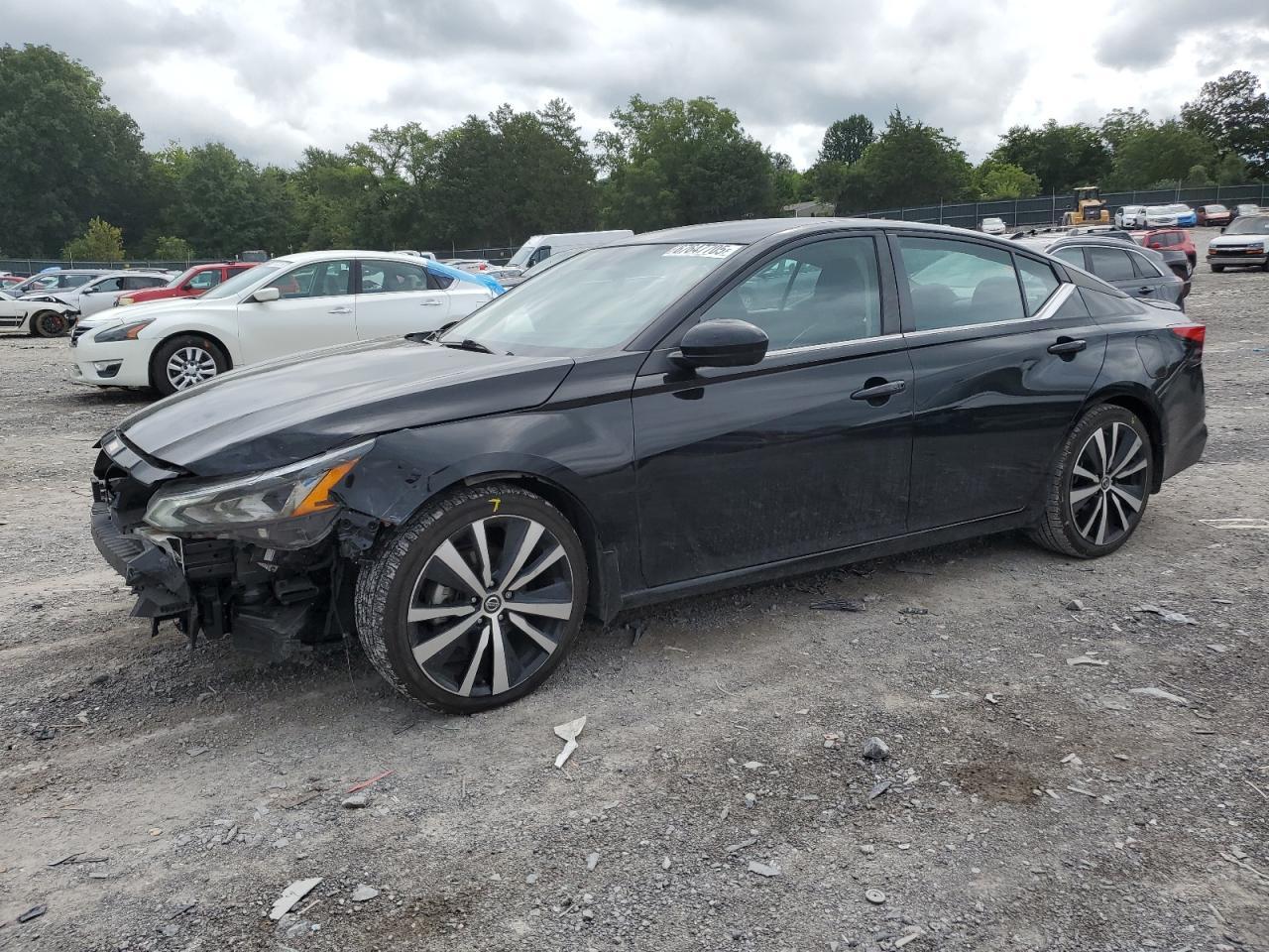 2022 Nissan Altima Sr