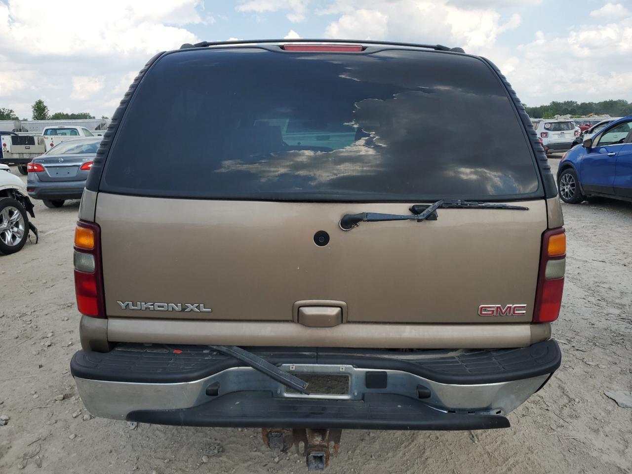 2003 GMC Yukon Xl K1500 - Фото 6