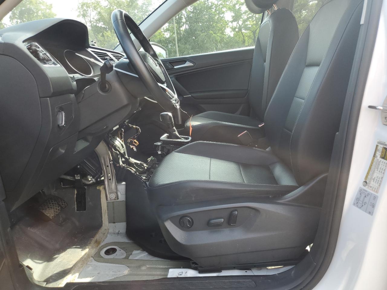 2020 Volkswagen Tiguan Se - Image 7