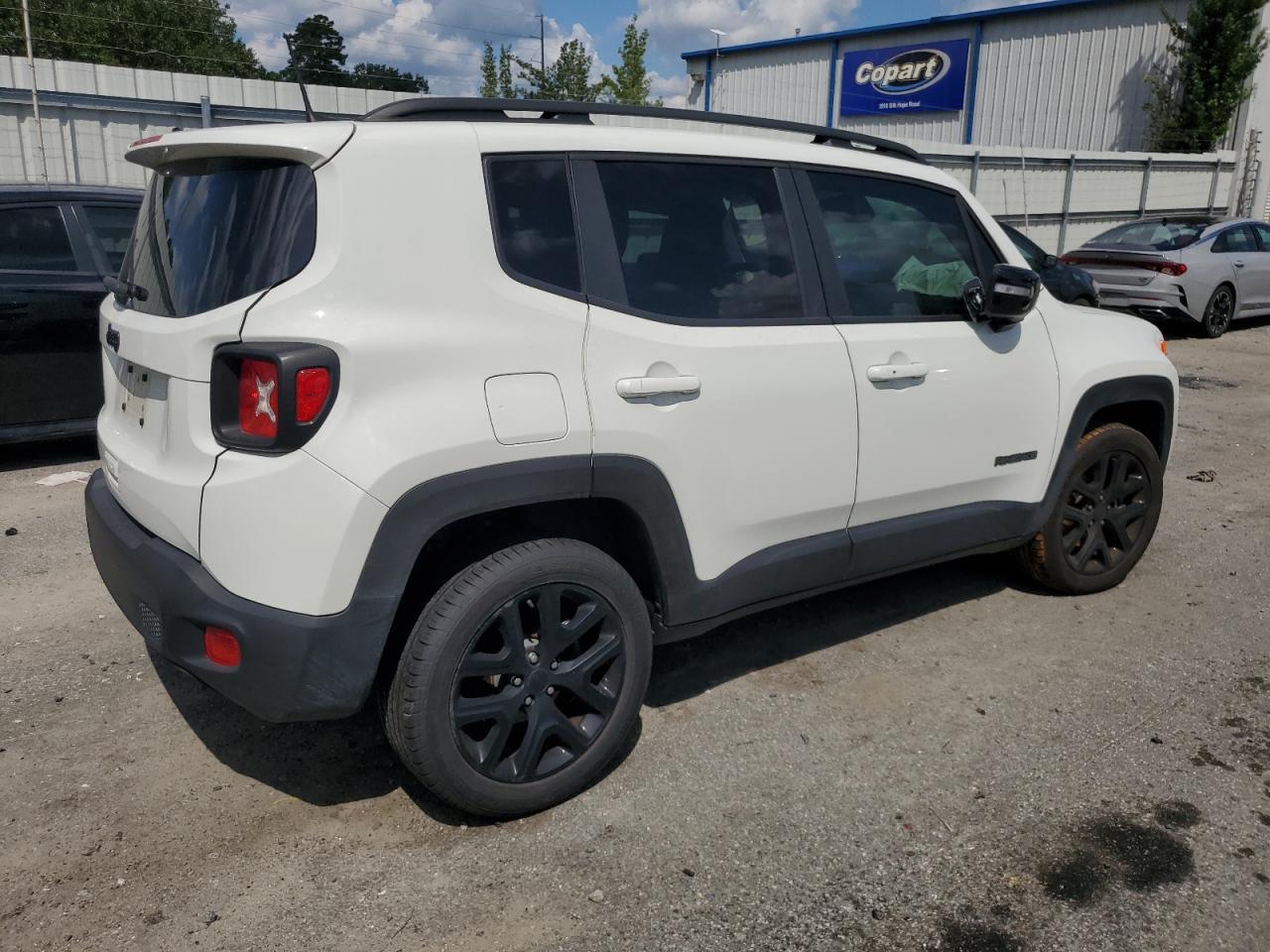 2023 Jeep Renegade Altitude - Фото 3