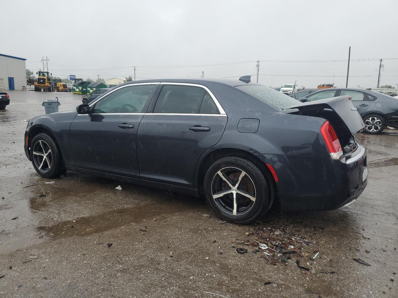 2015 Chrysler 300 Limited - Image 2