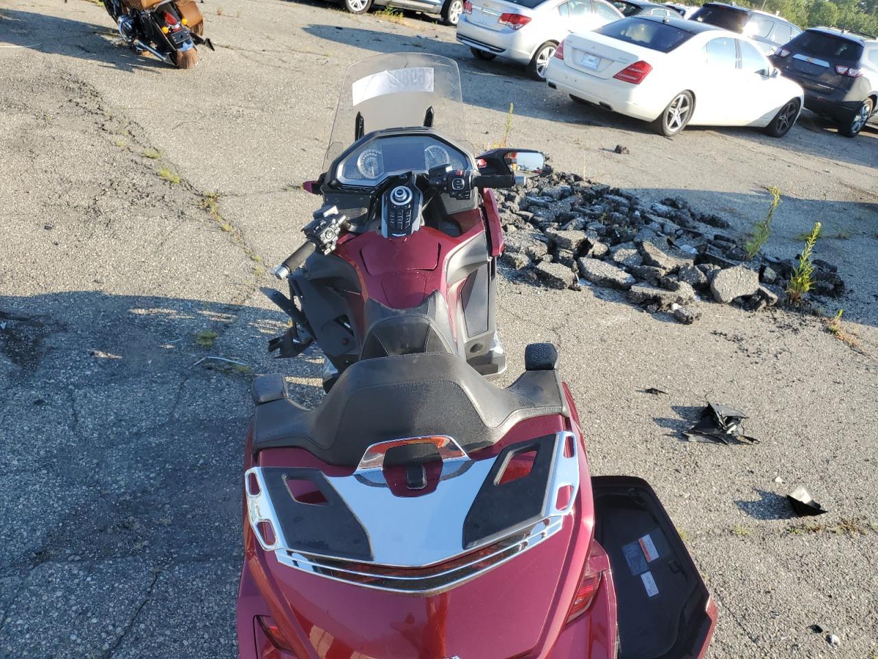 2018 Honda Gl1800 - Фото 6