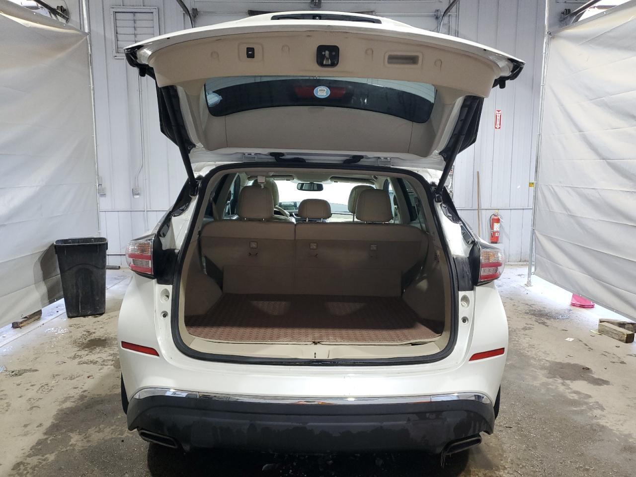 2015 Nissan Murano S - Фото 6