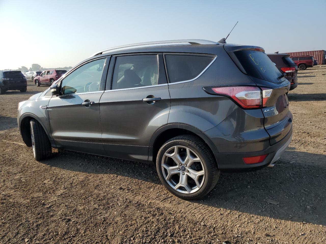 2018 Ford Escape Titanium - Фото 2