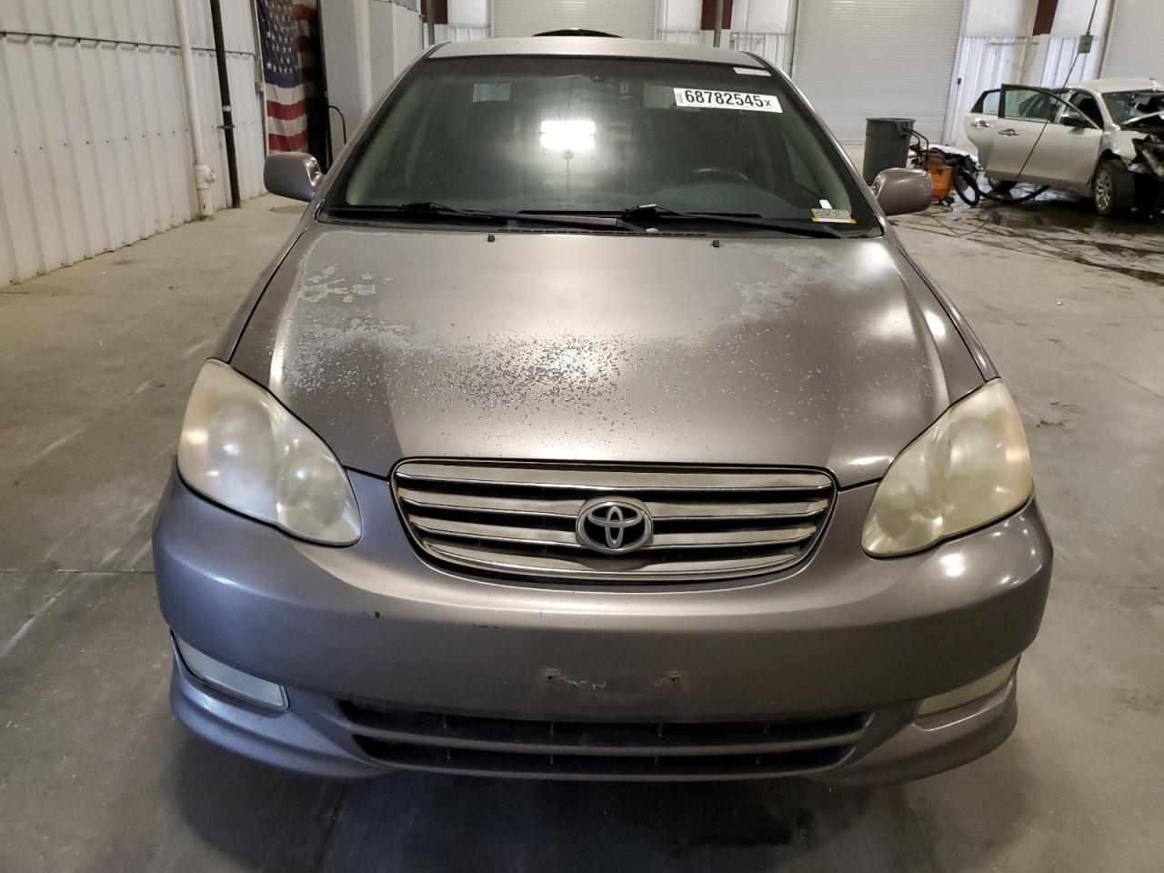 2003 Toyota Corolla Ce - Image 5