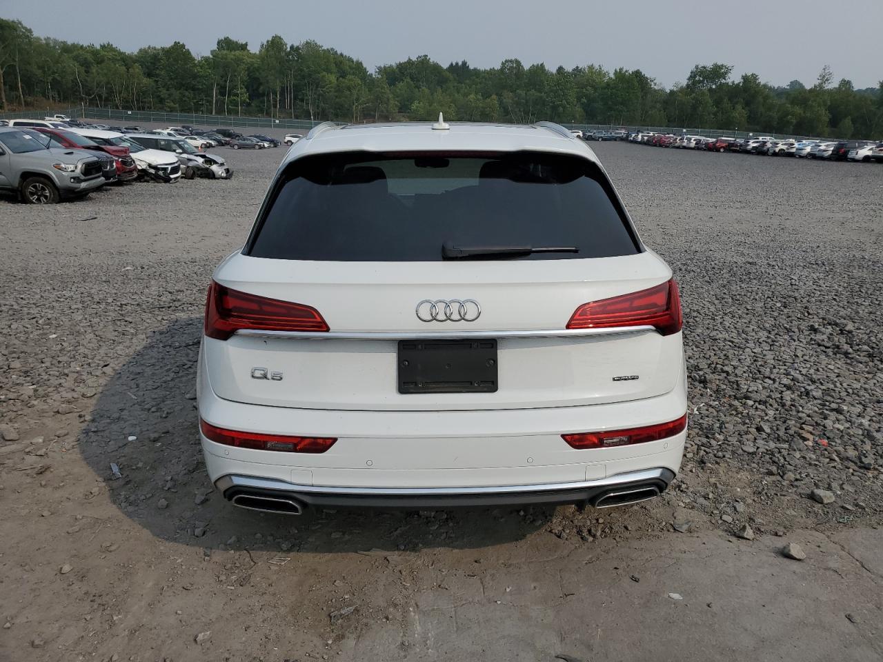 2021 Audi Q5 E Premium Plus - Image 6