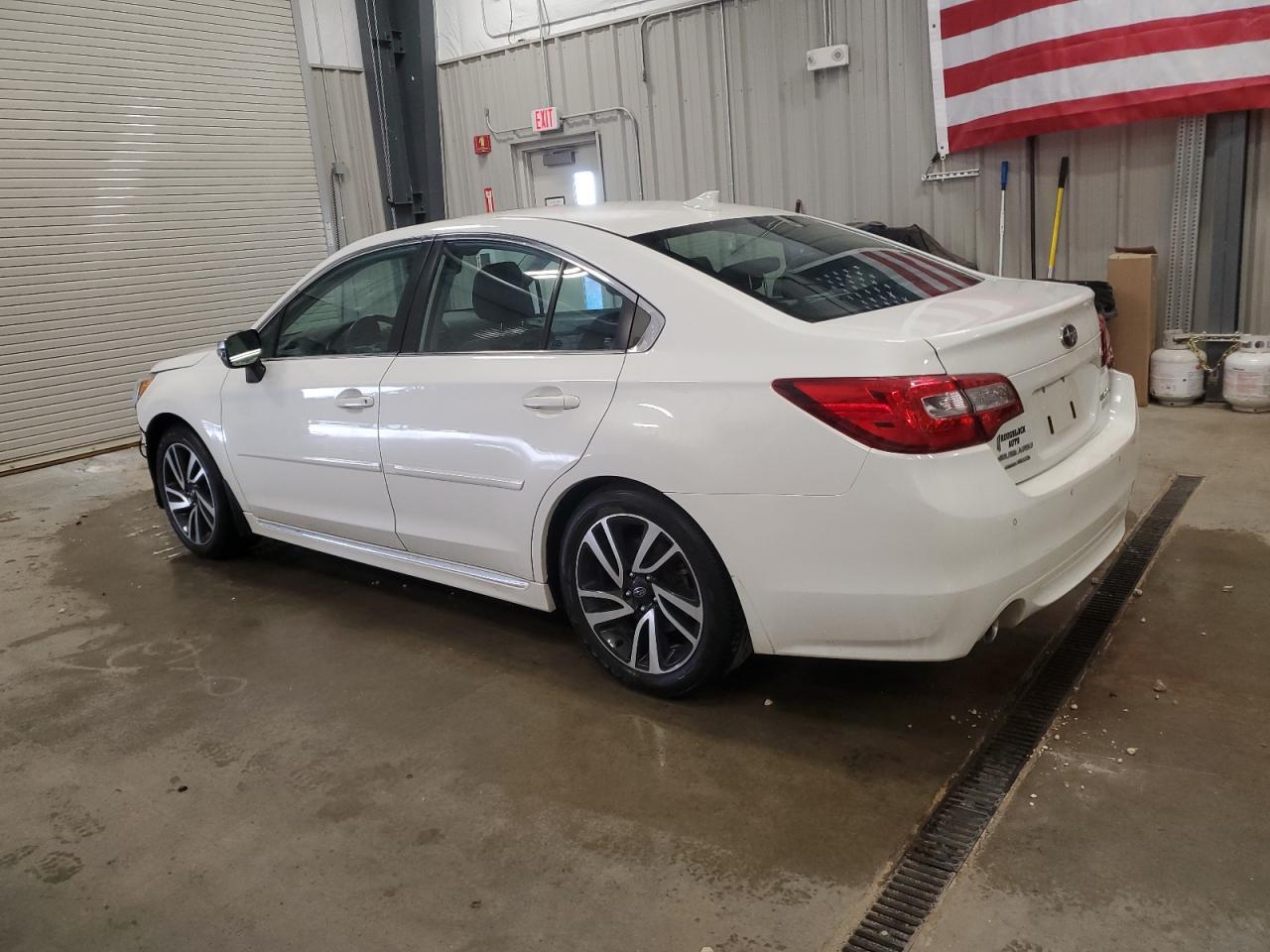 2017 Subaru Legacy Sport - Фото 2