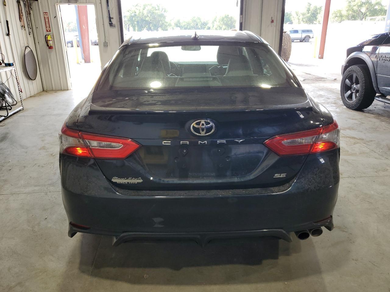 2019 Toyota Camry L - Image 6