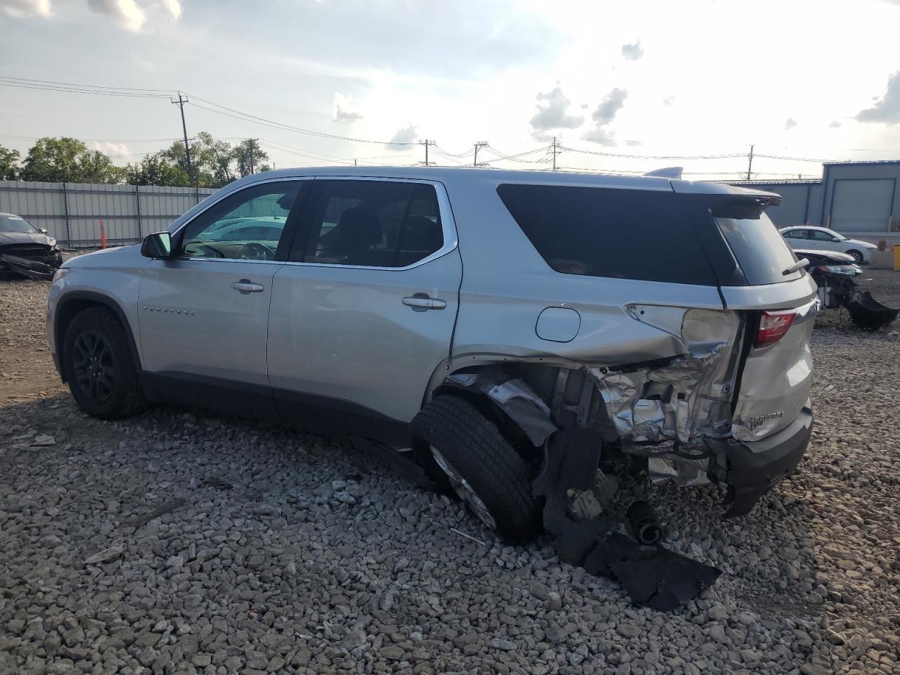 2021 Chevrolet Traverse Ls - Image 2