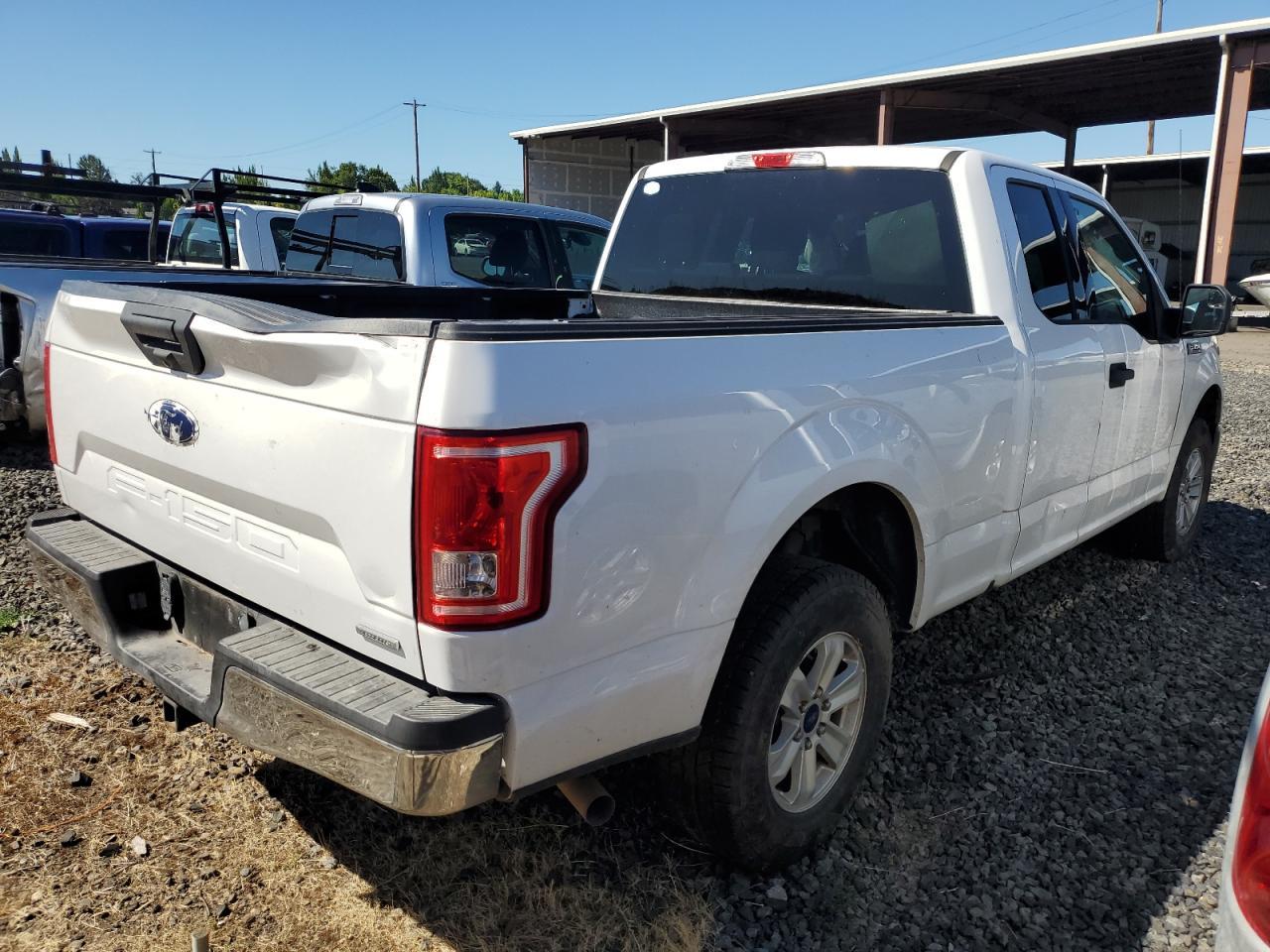 2017 Ford F150 Super Cab - Image 3